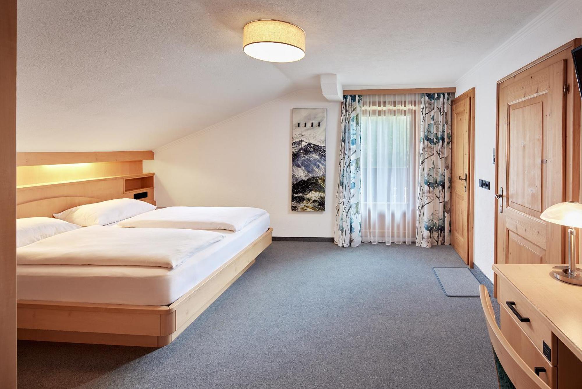 Hotel Gasthof Siggen Neukirchen am Grossvenediger Phòng bức ảnh